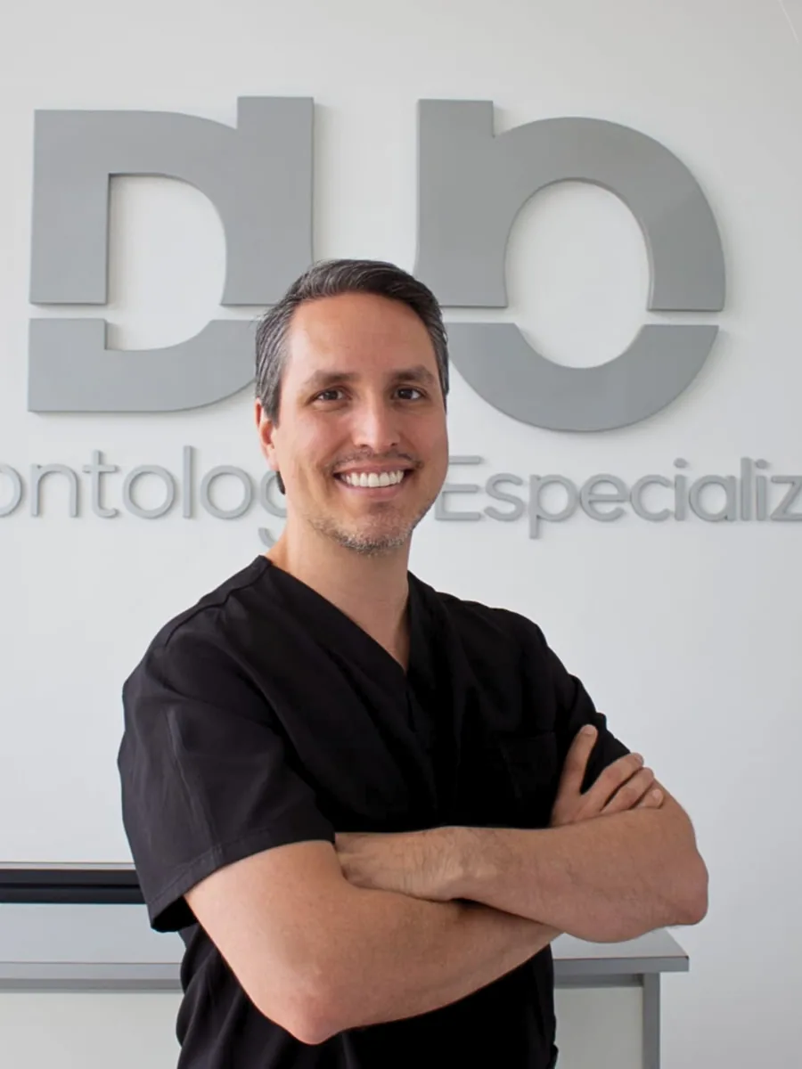 Dr. Luis Diego Camacho